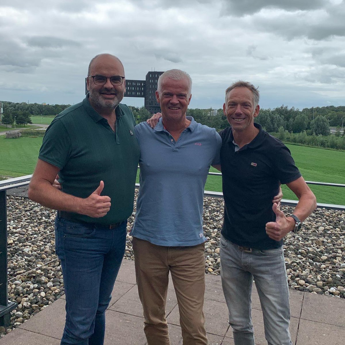 Robin van Galen tweet media