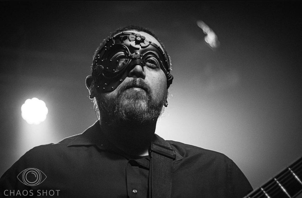 Stoneside3's tweet photo. @alexapothica has been here from early on. AHe joined us for the HoV video. He is A #sevenstringguitar and #eightstringguitar powerhouse. He is also an extraordinarily calm, thoughtful, and peaceloving person. Check him out in @apothicarocks https://t.co/KTFaGr39cd