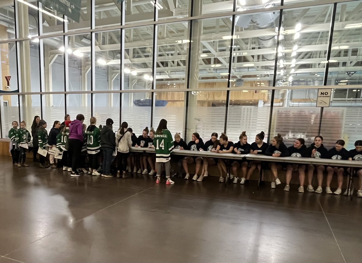 SEE HER 👀 

BE HER 🏒 

Big thanks to the young players who stopped by our <a href="/CanadaGames/">Canada Games | Jeux du Canada</a> winter camp in New Glasgow to cheer on our female team this week. 👏 👏 👏 

It was great to have you all with us. 😊

📍 <a href="/PicCoWellnessCt/">PC Wellness Centre</a> 

<a href="/HockeyNSFemale/">Hockey NS Female</a> | #nsproud