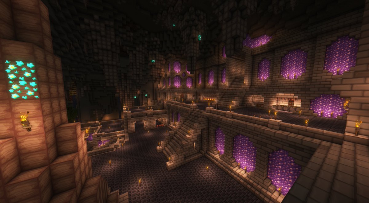 Minecraft Survival Server kinda popping off~ If any moots wanna join lmk! I'll start streaming on it maybe in the new year idk