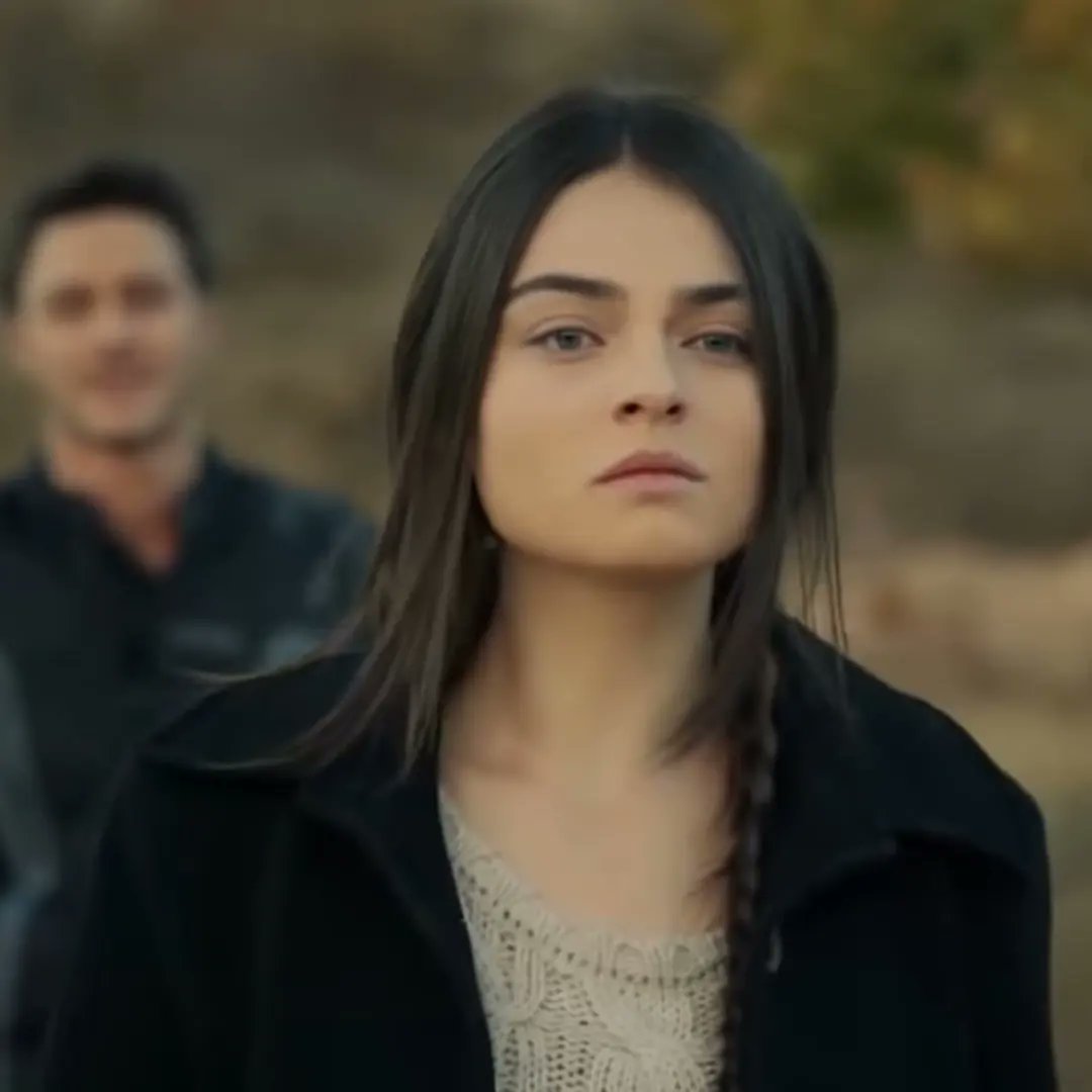 Nourkahwaji95's tweet photo. #AdSer 🔥💙
ادا وساردار من اجمل كوبلات ايتشا لشفتهم ❤

#AyçaAyşinTuran https://t.co/q6gd2blBD7