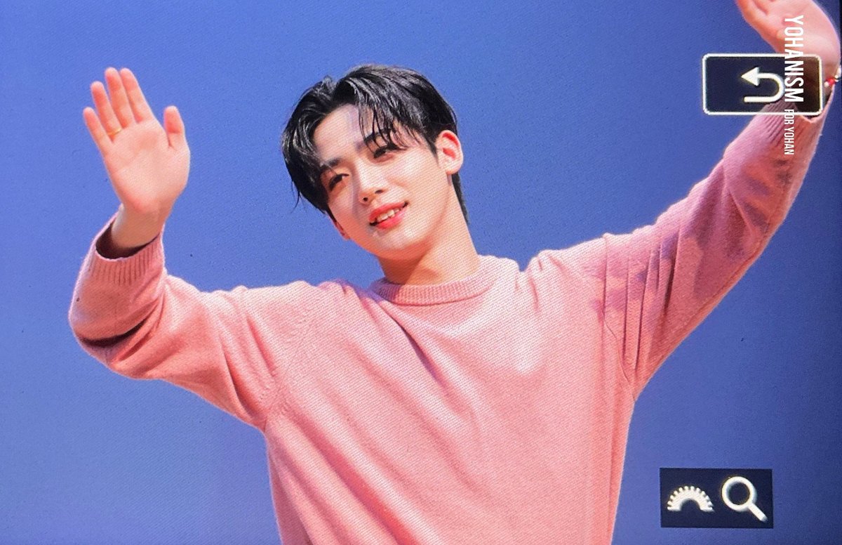 yohanism_922's tweet photo. 221223 에스플렉스

🍑✨

#김요한 #kimyohan @wei__official https://t.co/8qm820n2rg