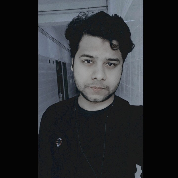 Omith28's tweet photo. #NewProfilePic https://t.co/XmtGoddo33