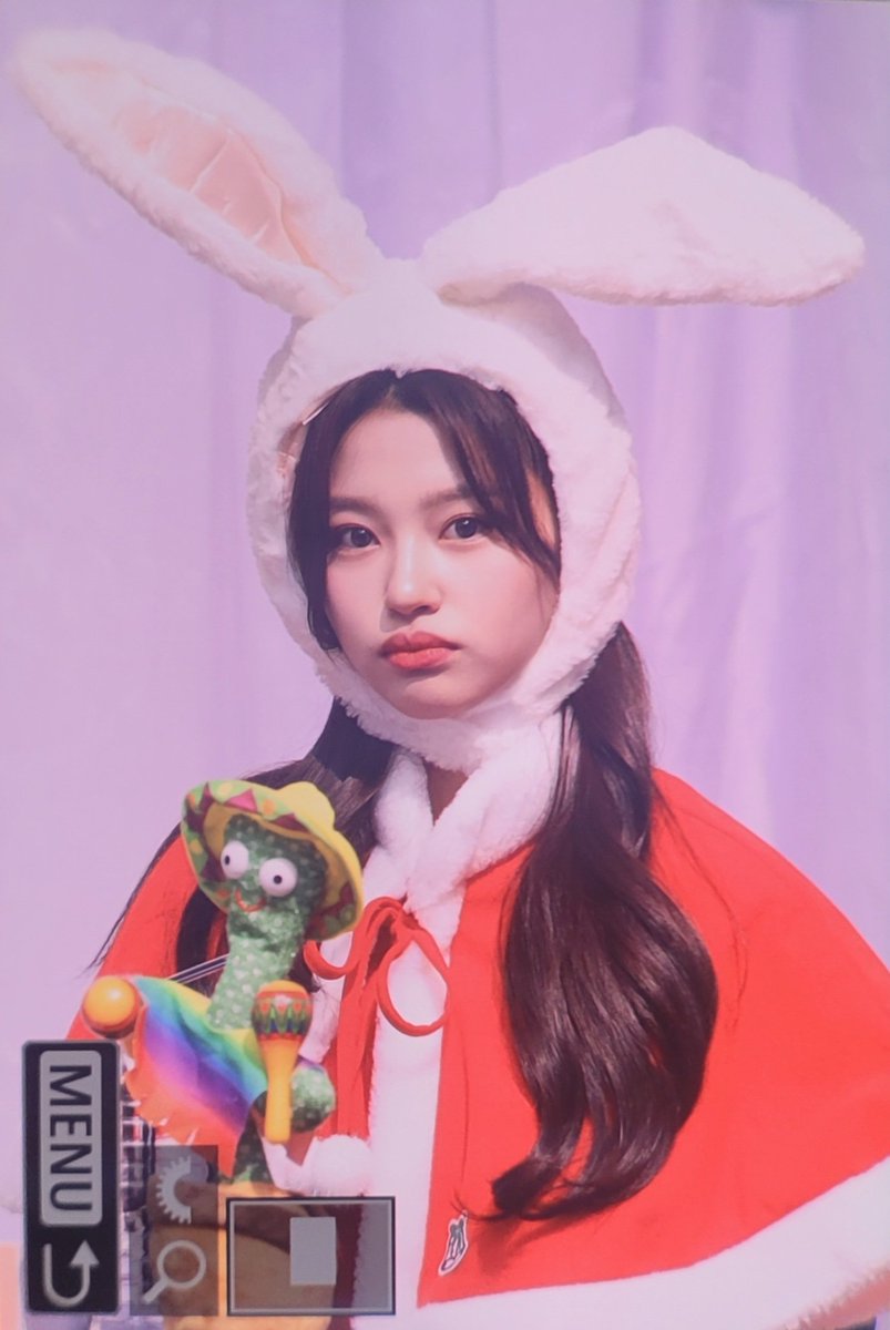 Record0428's tweet photo. 221223

#첫사랑 #CSR #두나 #DUNA https://t.co/U0hk9XmHWV
