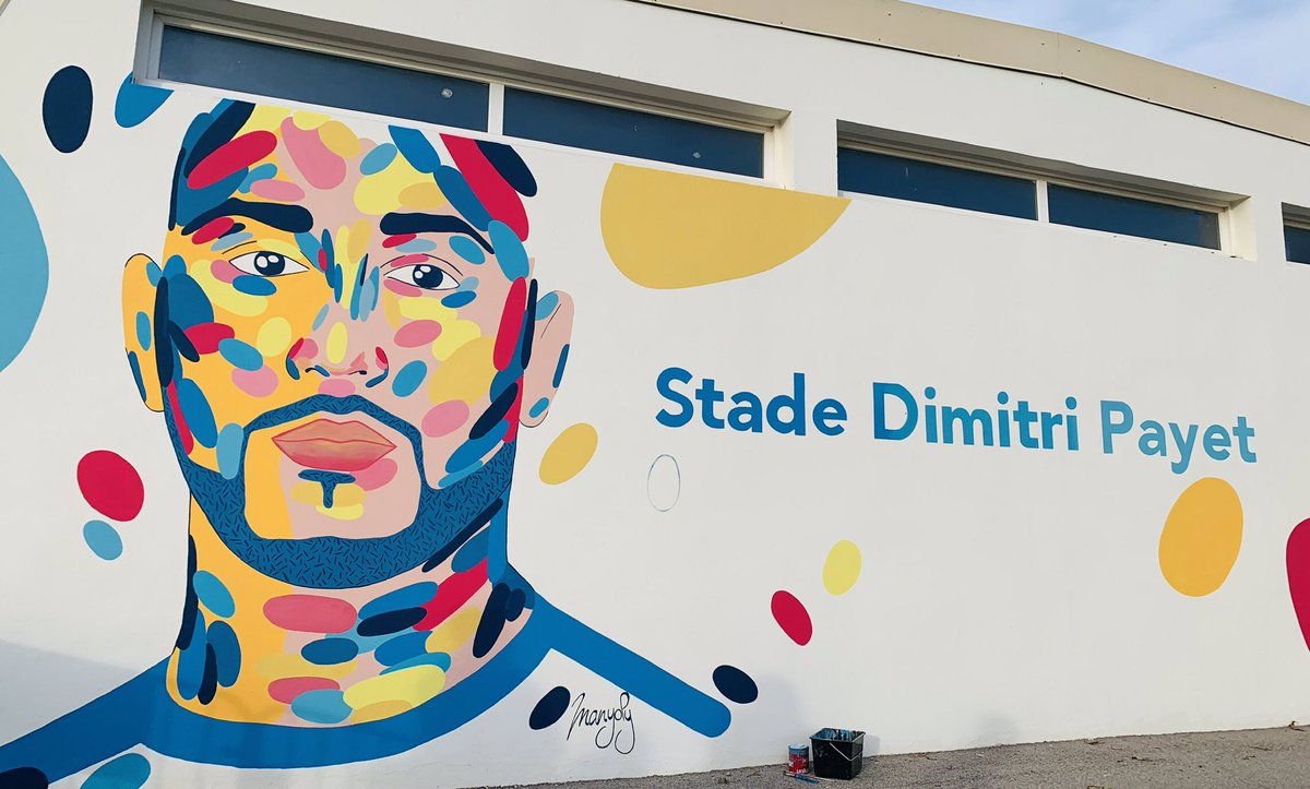 MichelRouxSalon's tweet photo. Stade #DimitriPayet par l’artiste plasticienne #Manyoly … 1er stade à porter le nom du célèbre numéro 10 marseillais, à @SalonProvence #OlympiqueDeMarseille #SalonDeProvence https://t.co/2IWKapSoB7