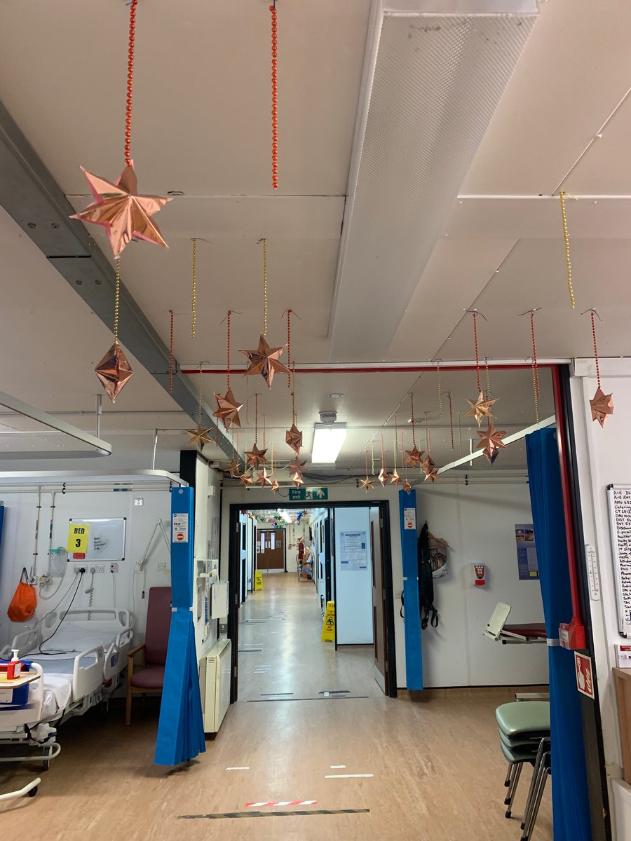 pym_jennifer's tweet photo. Our fabulous HCA Imeldasβ handmade efforts got @DayAssessmentUn 2nd place at southend @MSEHospitals π#merryxmas22 https://t.co/AZbfMcwqjy