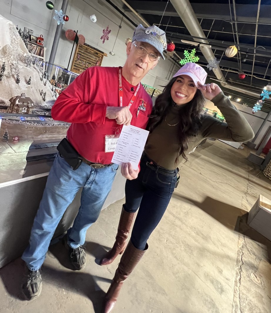 AccessCarolina's tweet photo. Comedian David Bakker talks about his podcast and his aversion to boiled peanuts, Ava gets to play engineer at the Model Trains Station, and Meteorologist Bryan gives us with cold First Alert Weather days for Christmas.
All Aboard! Access Carolina, weekdays at 10am https://t.co/dUNiWm66Q0