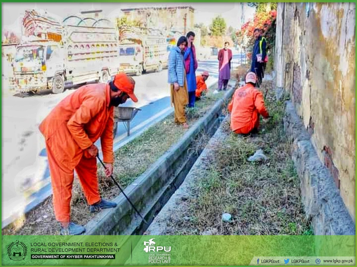 LGKP_RPU's tweet photo. واٹر اینڈ سینیٹیشن سروسز کمپنی (WSSC) سوات شہر کی صفائی کو یقینی بنانے کے لئے اپنے تمام وسائل کو بروئے کار لارہی ہے۔
خدمت ہوتی رہے۔ ترقی بڑھتی رہے۔
#LGDeliveringResults https://t.co/oQgpyiVTLR