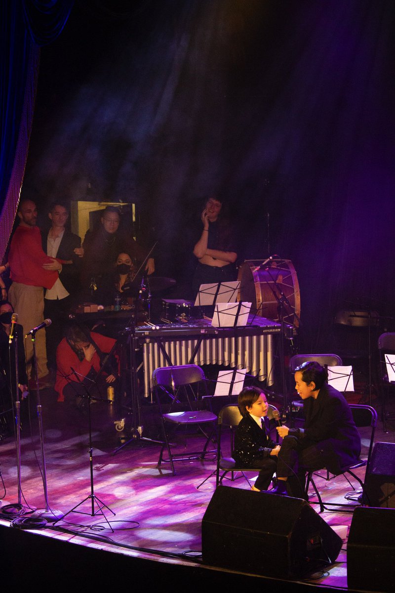 queersongbook's tweet photo. Our brilliant community collaborators, including 4 year old Asa Cy,  brought so much warmth, honesty and tenderness to the stage 🥹 https://t.co/rUWe797FpY