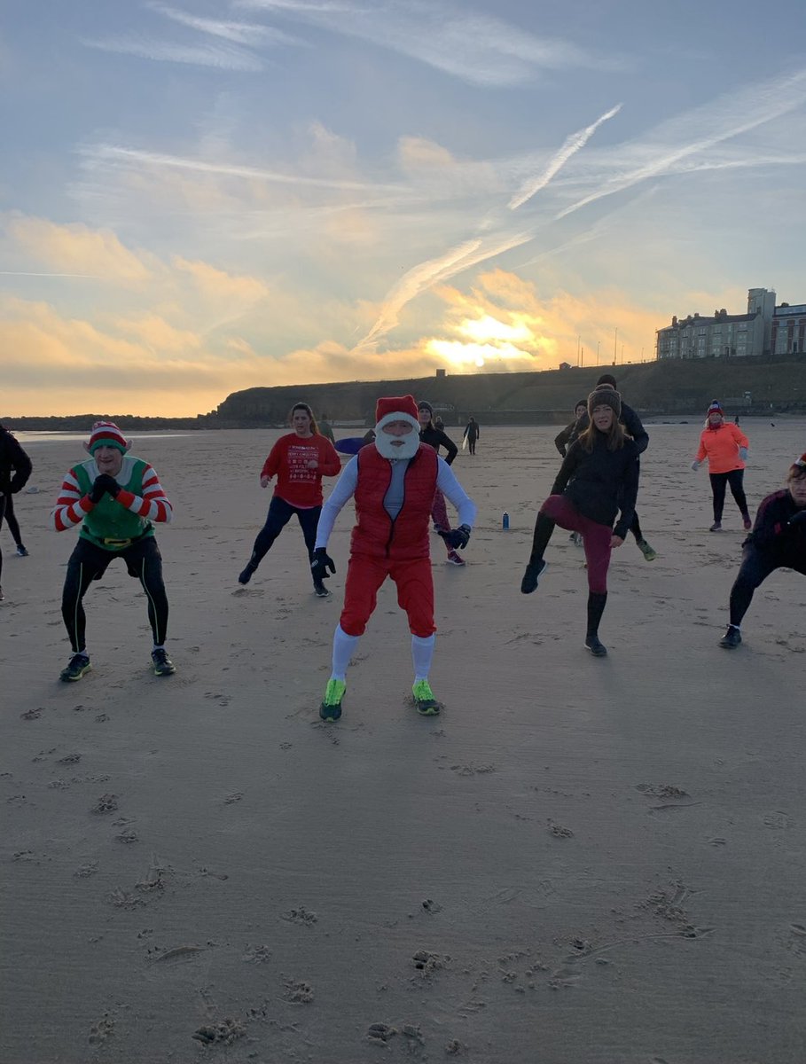 Christmas Eve #Tynemouth #Beach #Bootcamp on as normal 9am like last year I am expecting #Santa to take time out of his busy schedule to join us..🎅🏽🎅🏽🎄🎄#christmas #health #mentalhealth #fitness #santafitness #elves #outsidefitness #gym cr