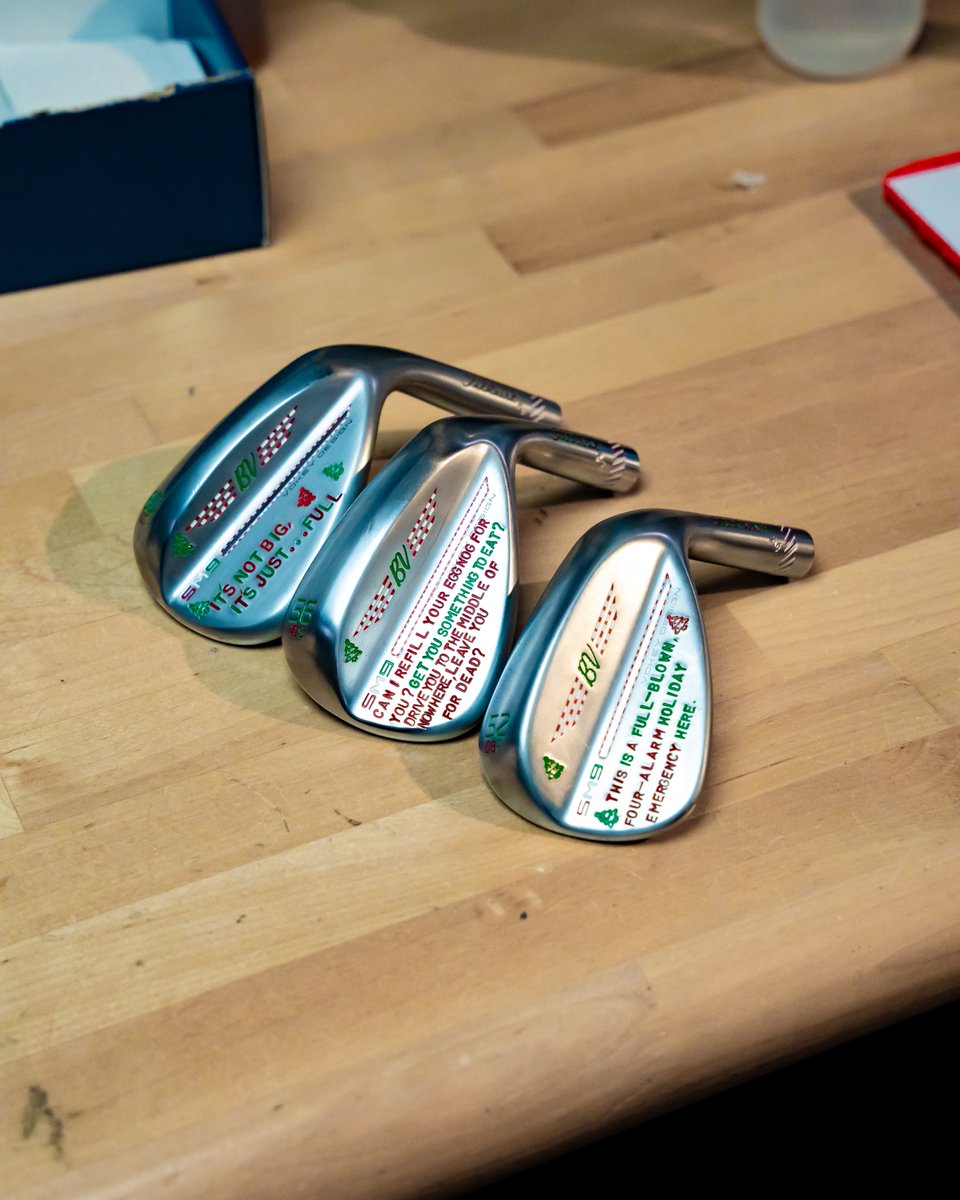 clubchampmedia's tweet image. Have the Hap-Hap-Happiest Christmas with this @VokeyWedges Giveaway! 🎄 

Enter now for a chance to win this exclusive set of custom Christmas Vacation wedges! 

To enter: 
1. RT + Follow @TXGxCC  
2. Tell us your Griswold family vacation moment 👇🏻👇🏻