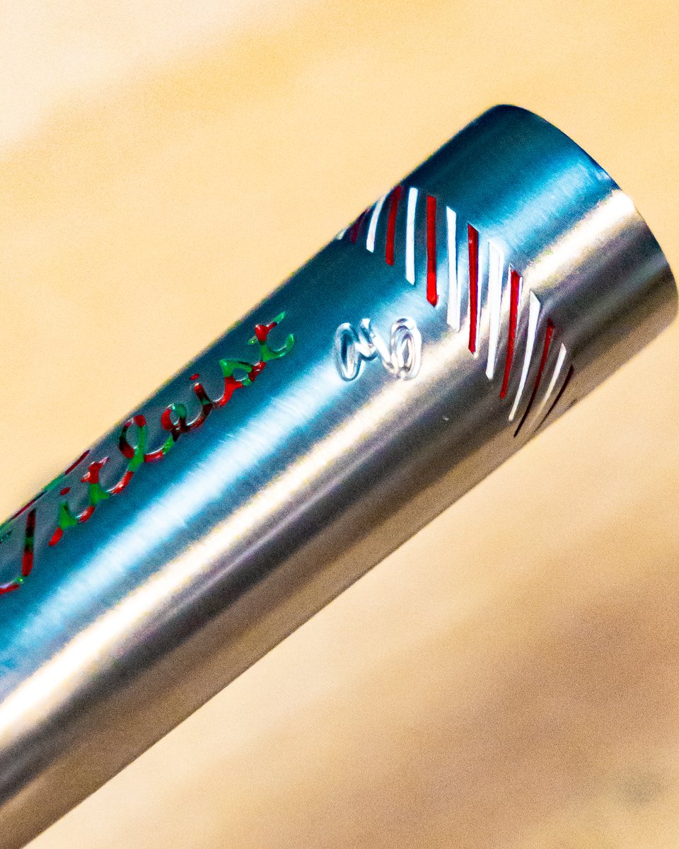 clubchampmedia's tweet image. Have the Hap-Hap-Happiest Christmas with this @VokeyWedges Giveaway! 🎄 

Enter now for a chance to win this exclusive set of custom Christmas Vacation wedges! 

To enter: 
1. RT + Follow @TXGxCC  
2. Tell us your Griswold family vacation moment 👇🏻👇🏻