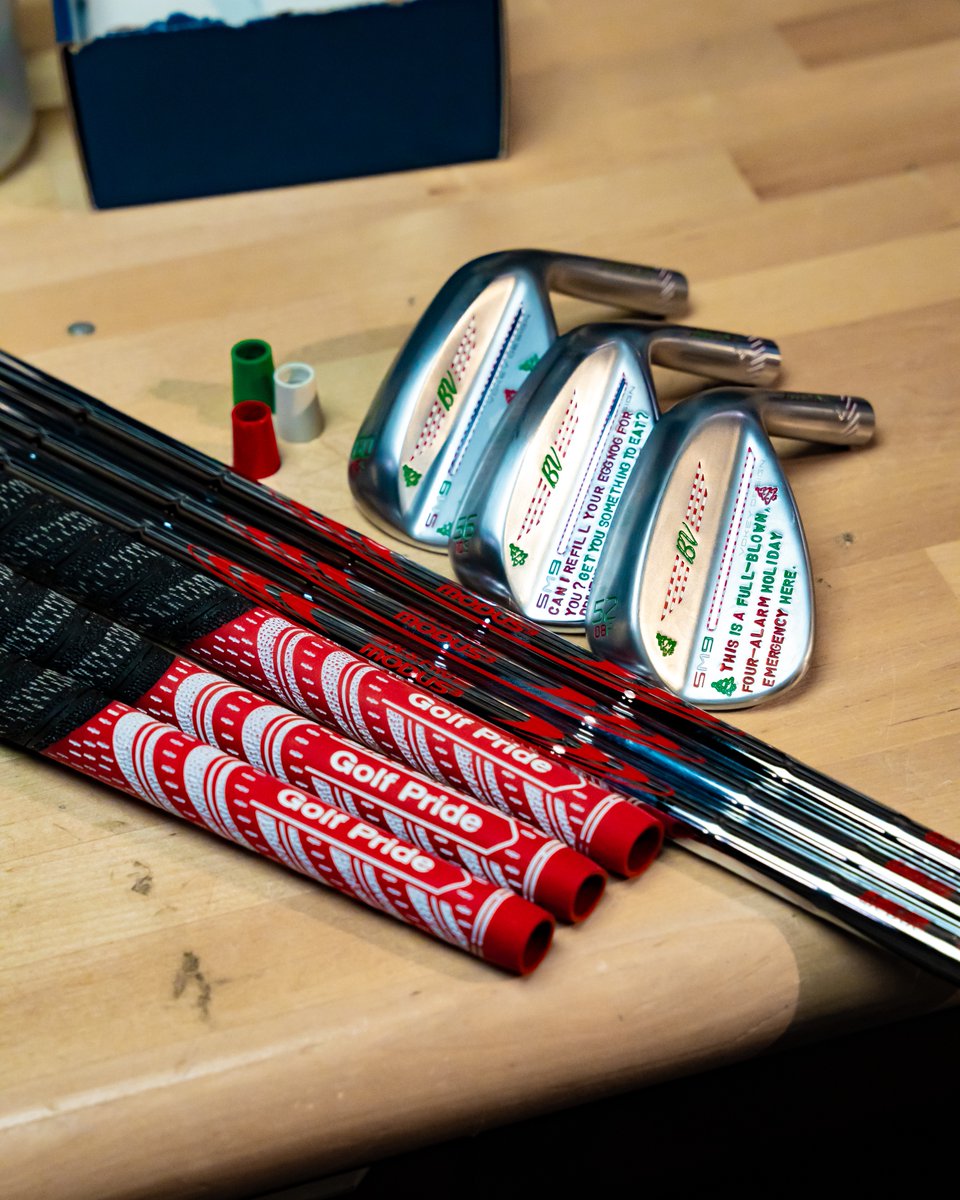 clubchampmedia's tweet image. Have the Hap-Hap-Happiest Christmas with this @VokeyWedges Giveaway! 🎄 

Enter now for a chance to win this exclusive set of custom Christmas Vacation wedges! 

To enter: 
1. RT + Follow @TXGxCC  
2. Tell us your Griswold family vacation moment 👇🏻👇🏻
