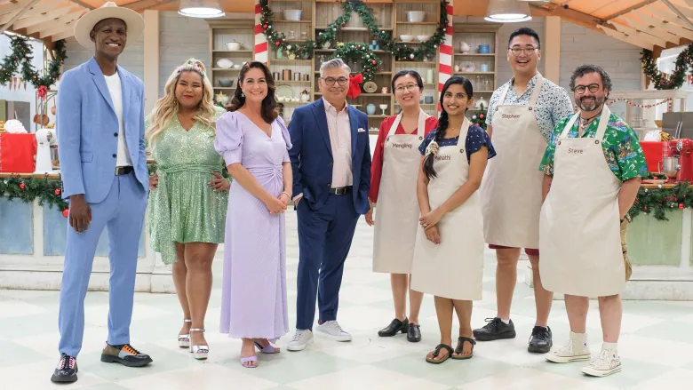 If you're looking for something to watch this holiday weekend, @cbcbakingshow's holiday special is the perfect program for the season 🧁🎄 Watch four bakers from past seasons compete to become the Holiday Star Baker on CBC Gem: ow.ly/CSka50Mb3sk