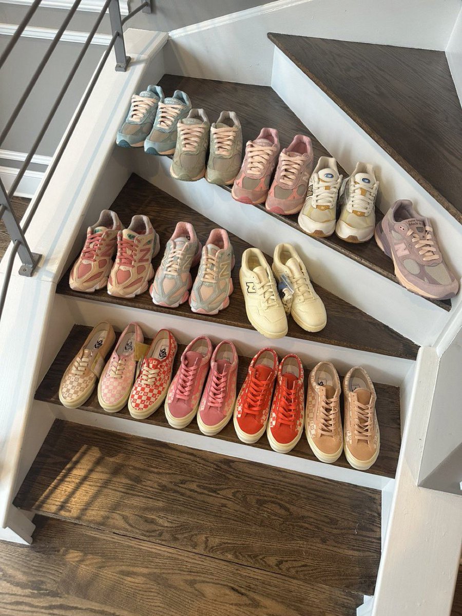 SoleRetriever's tweet photo. Joe Freshgoods 2022 🔥 🔥 https://t.co/e3u0bdJKrr