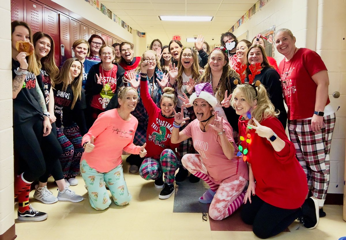 MrsPhillips0722's tweet photo. Day 17 of the #districtholidaychallenge ACES, ROBMS, and JTDS enjoying the last day of school before winter break in their pjs. Hope everyone enjoys their time off! @JToddings @Schork_JTDS @ROBMSathletics @Spinellismiles @MrsStaub307 #holidaywore https://t.co/Qhfx4Omnot