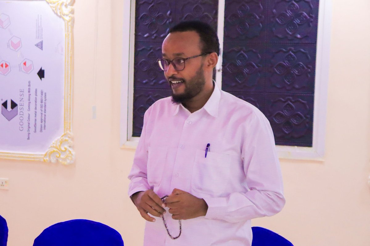 TAAKULONGO's tweet photo. Discussion forum for the religious leaders on FGM and Islam.
@UNFPA_SOMALIA & @MOJRAR_PL
#organisation #taakulo #NGO #stop_FGM https://t.co/2vETKmyevZ