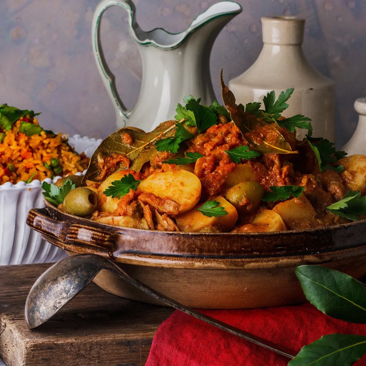 Have a delicious Mexican Christmas at home!🎄Order Bacalao and Mexican Romeritos for dinner. Get them delivered anywhere in the UK, buy here: bit.ly/3WBflry