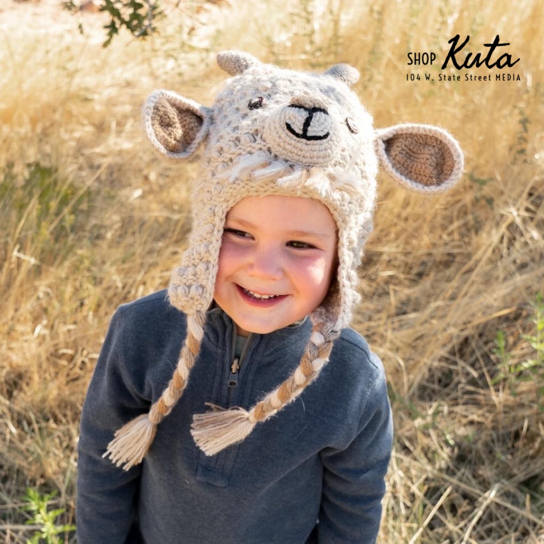 KutaMediaPA's tweet photo. Stay cozy with hats, scarves, gloves and more, from Kuta! These fair trade hats support artisans in Peru and Bolivia. #fairtrade #shopkuta #shoplocal #shopsmall #shopsmallmediapa https://t.co/YARp1MAyOg