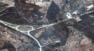 ilatif's tweet photo. @Faytuks Yes, all these also will be stuck in a 40mile convoy; a repeat of #Russian_Kyiv_convoy stretching 40 miles in March 2022 in the #Kyiv_oblast from #Prybirsk_Hostomel via #Ivankiv threatening #Kyiv, it failed due to night ambushes led by 30 Ukrainian special forces on quad bikes. https://t.co/jguwOHWN3c