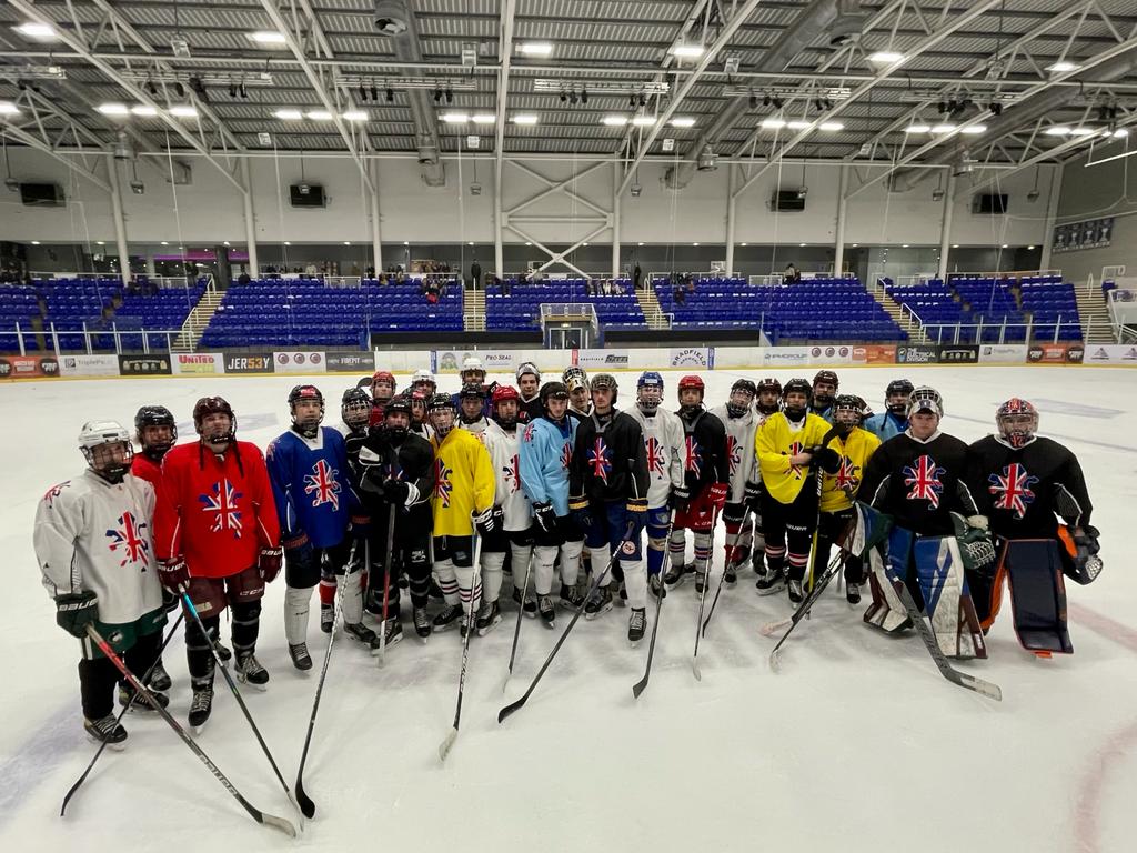TeamGBicehockey's tweet photo. ✅ Three-day camp done

🇬🇧 Great Britain continued their preparations for the U18 World Championship in Serbia in April with an intense three-day camp in Ice Sheffield this week, including six on-ice practices and a number of off-ice sessions. https://t.co/Z2PDsLsPsf