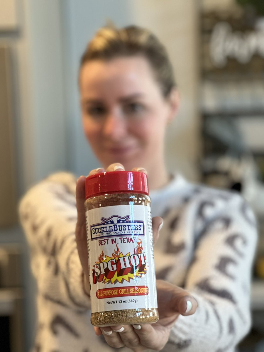 Chicks That Smoke tweet media