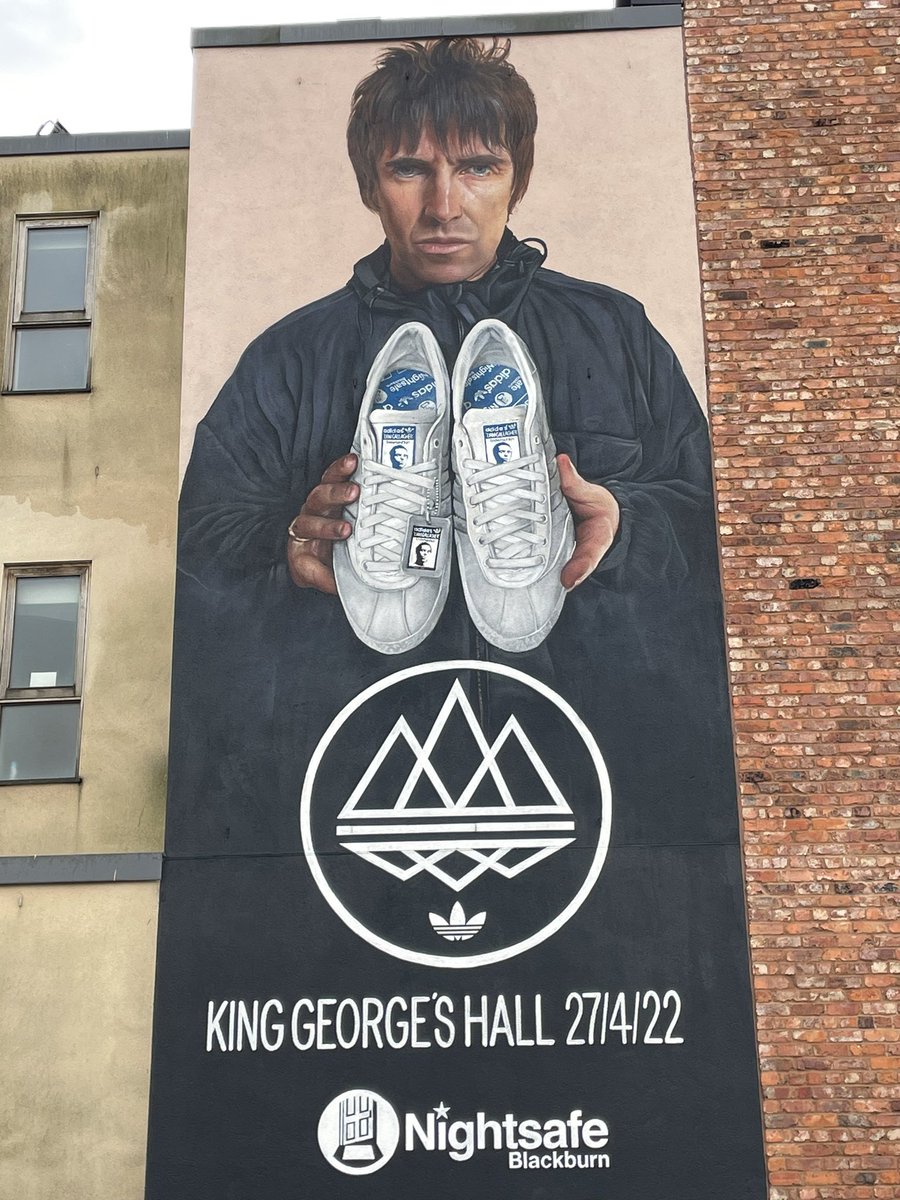 gavbu49's tweet photo. @liamgallagher @nightsafebwd @liamgallagher Evening Liam, new to this tweeting stuff but had to share this with you, from Blackburn, Gary Aspden and local charity Nightsafe. Thanks for getting involved and helping to make a difference. https://t.co/rUNw3FCFlX