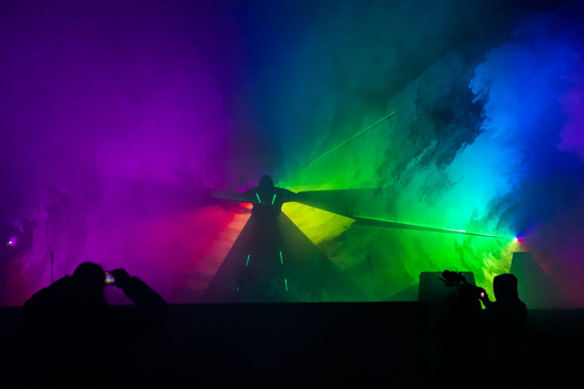 وصلنا لختام موسمنا.. عشنا معكم أجمل الذكريات والفعاليات 🧡
شكرًا لوجودكم طوال أيام الموسم 
ونشوفكم المواسم الجاية 🤩🧡

#موسم_حائل
#يزهى_بك