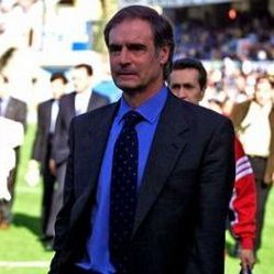 RCCelta's tweet photo. Nuestro mayor de los abrazos a familiares y amigos de Txetxu Rojo.

💙 Nos unimos al dolor por su pérdida. Descanse en paz 🙏 https://t.co/Hv8DTnFiIN