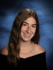 SHAathletics's tweet photo. Four seniors have been selected as WNY Scholar Athletes for the fall season. Congratulations to Greta Bair, soccer, Evelyn Hejaily &amp; Morgan O’Donnell, field hockey and Barbara Kunz, cross country. 🦈 https://t.co/rany7ih9et