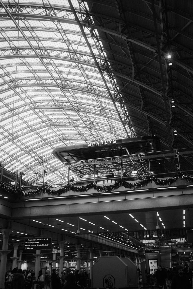 ChristianMarsh's tweet photo. Part 2 - Heading out to meet family.  #fuji #fujx100f #dadcam https://t.co/3CKLhDh4Rt