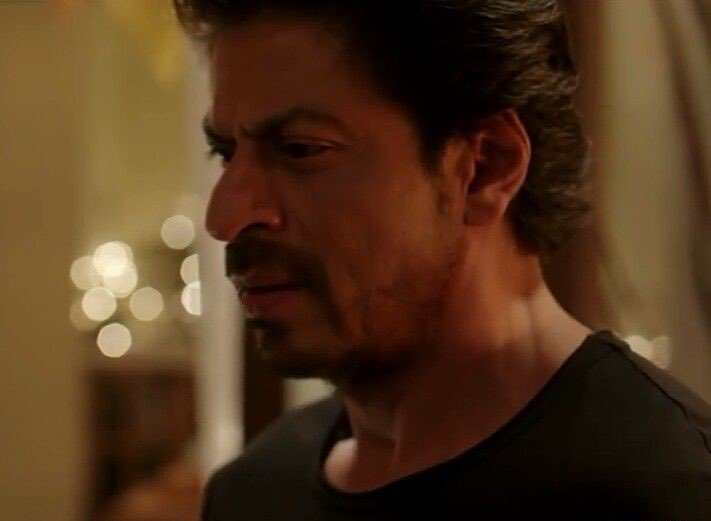 _Dear_Zindagi_'s tweet photo. Reminder :
Every funny person deserve a hug 
They’re all broken inside https://t.co/mbC0Y62dGD