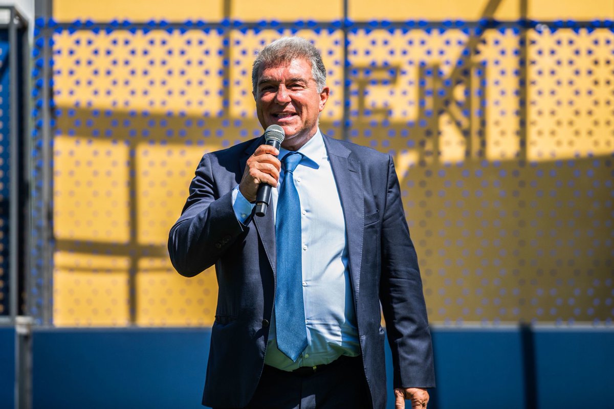 ActuFoot_'s tweet photo. Laporta : « Je n'ai jamais voulu vendre Frenkie de Jong car il est l'un de nos meilleurs joueurs. »

(Sky) https://t.co/snIsu0VVOU