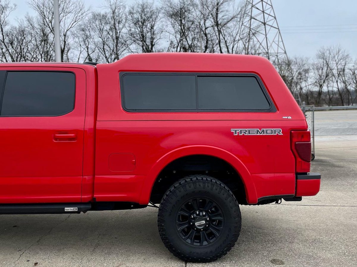 4tntusa's tweet photo. 👀 Is this Santa’s new ride…? 

Job done 👍🏻👍🏻…this @areaccessories MX Series top on this F-250 has plenty of room for all those presents and goodies! 

We will be closed Monday the 26th to spend time with our friends and family…have a Merry Christmas! https://t.co/vQZRooaSxV