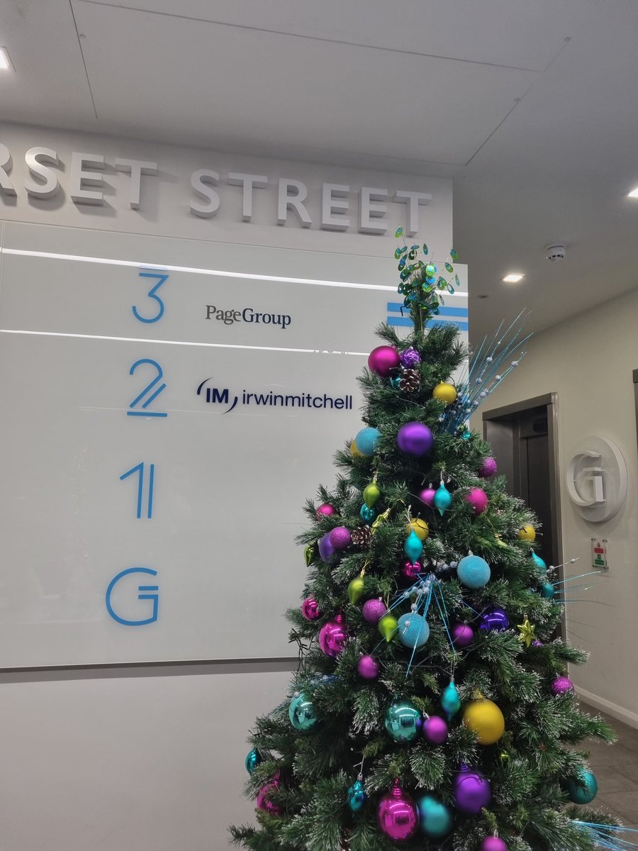 JessMaryTaylor's tweet photo. After 5 and a half years, I have said goodbye to Irwin Mitchell 🌟 
It's time for a new adventure but first I'm looking forward to enjoying some time off over Christmas 🎄

Thank you to my amazing colleagues for everything ✨ https://t.co/5nVMMPxTFK