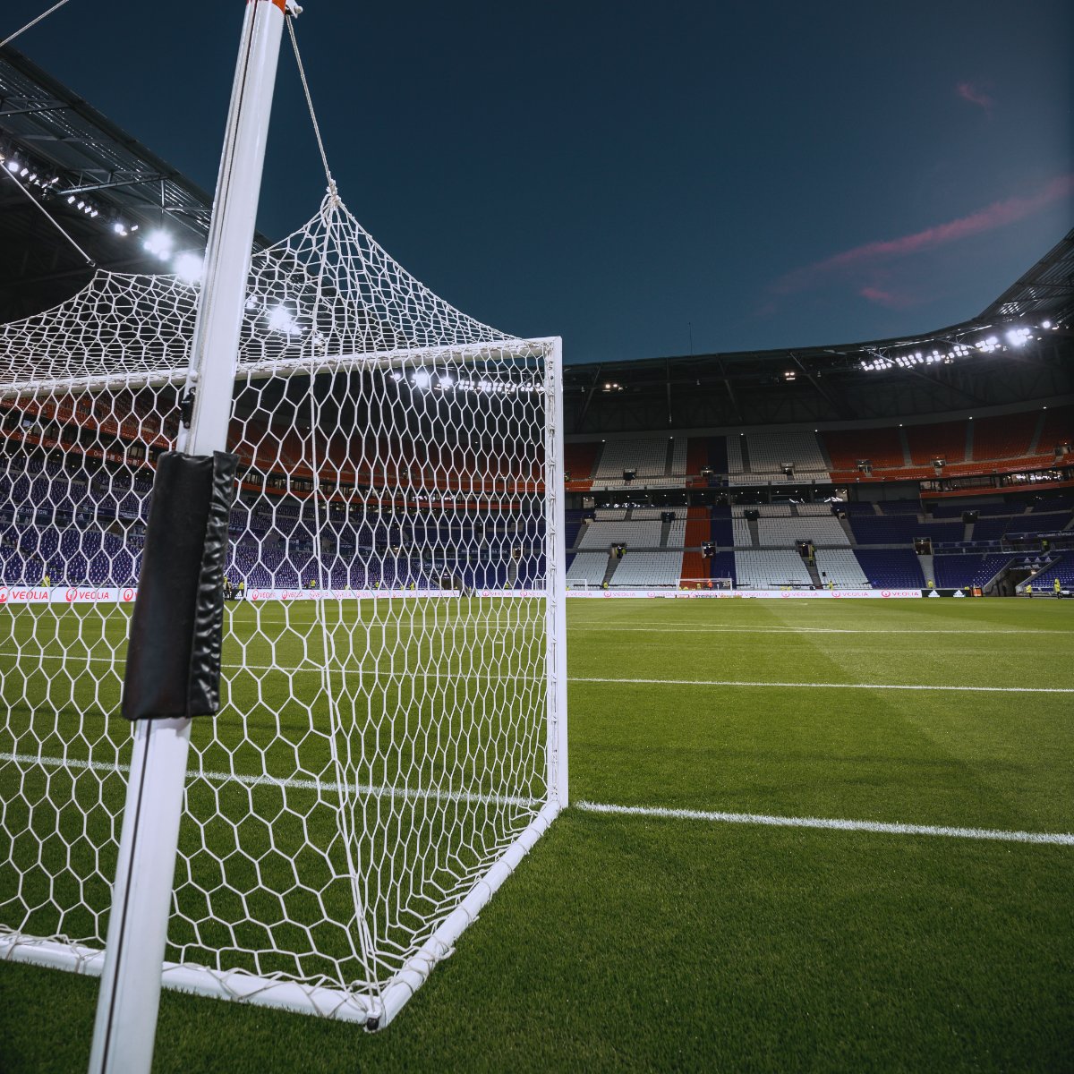 SoccerSkillGuru's tweet photo. From the entire team here at M.I.G. Soccer, we want to wish you and your family all the best during this holiday season! https://t.co/e4SttDs0QA