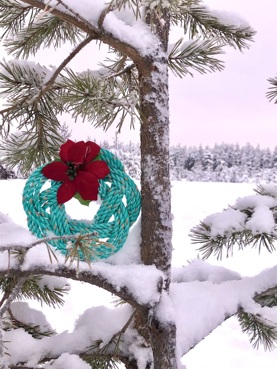 From all here at Castaway Ropeworks we would like to wish you all a very Merry Christmas and a peaceful New Year! 
This year our small business has grown quicker than we ever dreamed, your likes, comments and RT has made this possible! #MerryChristmas