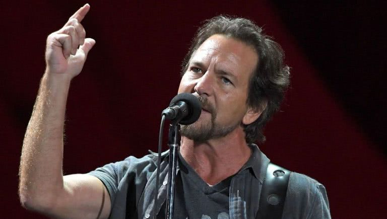 Happy birthday today to Pearl Jam frontman Eddie Vedder! 