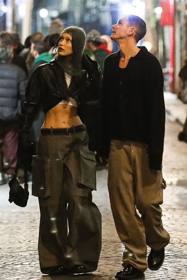 MIUCClAMUSE's tweet photo. bella and marc were the most important menswear couple in 2022 according to gq, i love how their outfits always go together but aren’t exactly matching https://t.co/3siHI3Ur6M
