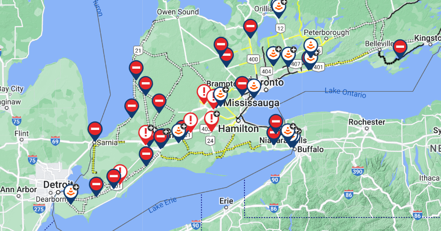 daynavettese's tweet photo. Road conditions continue to deteriorate across southern Ontario. Dozens and dozens of collisions, many closures, sudden whiteout conditions. Stay put if you can, travel not advised. Take care out there! #onstorm #onwx #TWNStormCentre 
(map via @Ontario511 website) https://t.co/3PZf2lJcBr