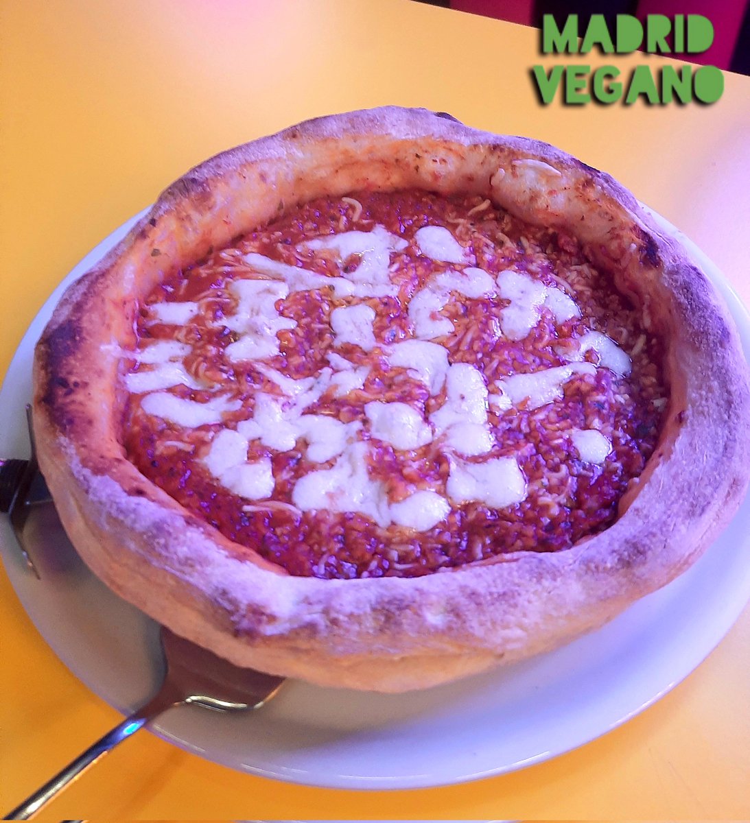 madrid_vegano's tweet photo. 📢 NOVEDADES en FREEDOM PIZZA 🌿🍕

📍 Freedom Pizza (calle Luchana, 13)  😋 👇

https://t.co/C7fwuyTuVp

#Madrid #MadridVegano #pizza #pizzavegana #freedompizza https://t.co/8hqLOoVRTE