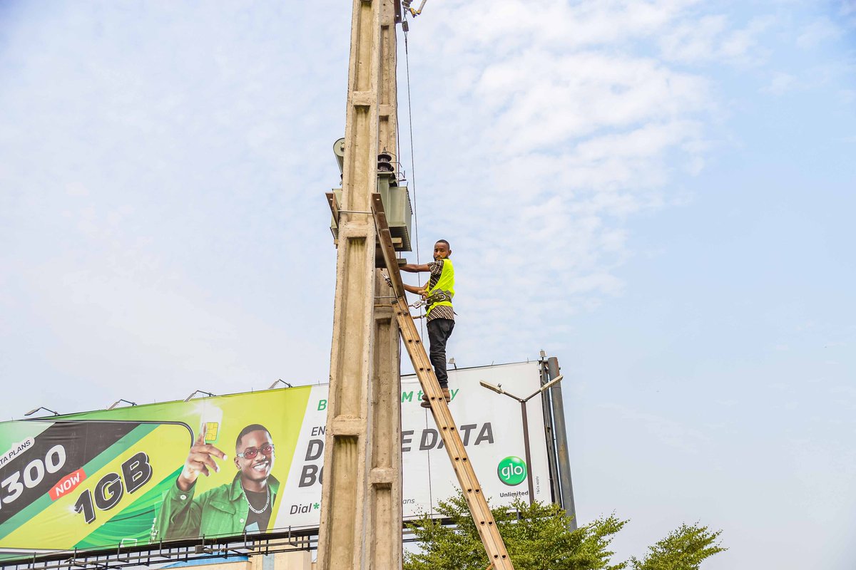The first phase of the ongoing ‘Light-up Edo’ project, to recreate a night economy and enhance security of life and property, will be completed before next year. 1/2
