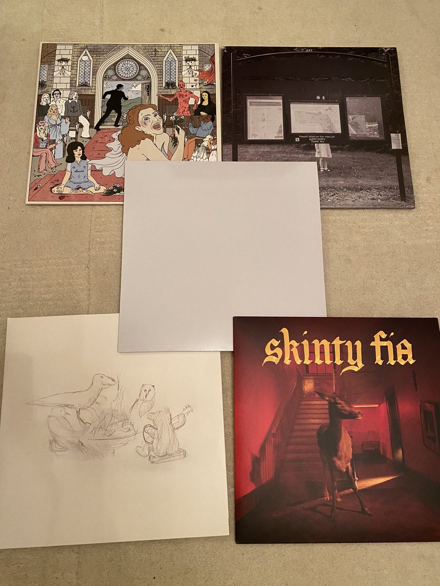SimonJohnson81's tweet photo. 5 favourite albums of 2022 (in no particular order):
I Love You Jennifer B - @jockstrapmusic1 
If My Wife New I’d be Dead - @cmatbaby 
For You Who Are The Wronged - @kathrynjoseph_ 
Dragon New Warm Mountain I Believe In You - @bigthiefmusic 
Skinty Fia - @fontainesdublin https://t.co/VAOZLCYaEJ