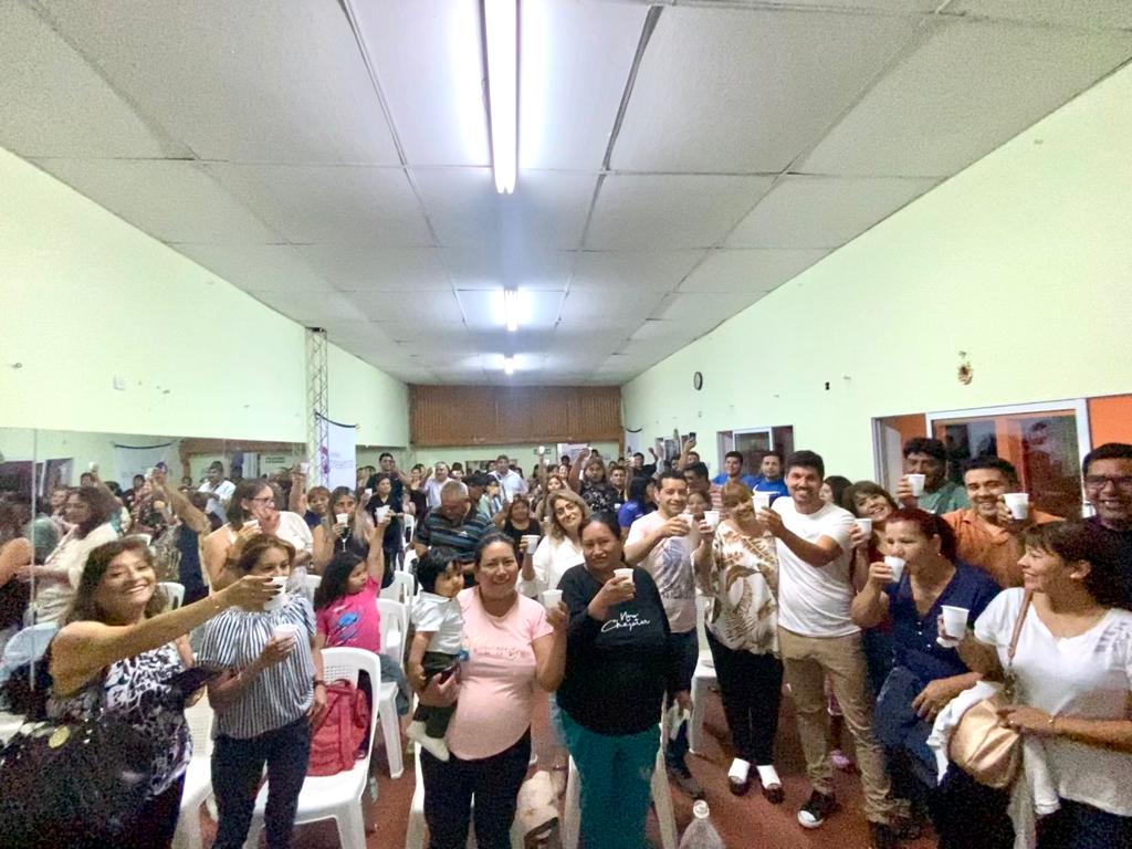 GonzaQuilodran's tweet photo. #Salta Junto a compañeros y compañeras de @Representarok brindamos y celebramos la creación de un nuevo espacio de participación, reflexión y capacitación.
Tenemos el objetivo y la vocación de aportar convicciones, profesionalismo, seriedad y planificación para gestionar. https://t.co/rFQDhRzNme