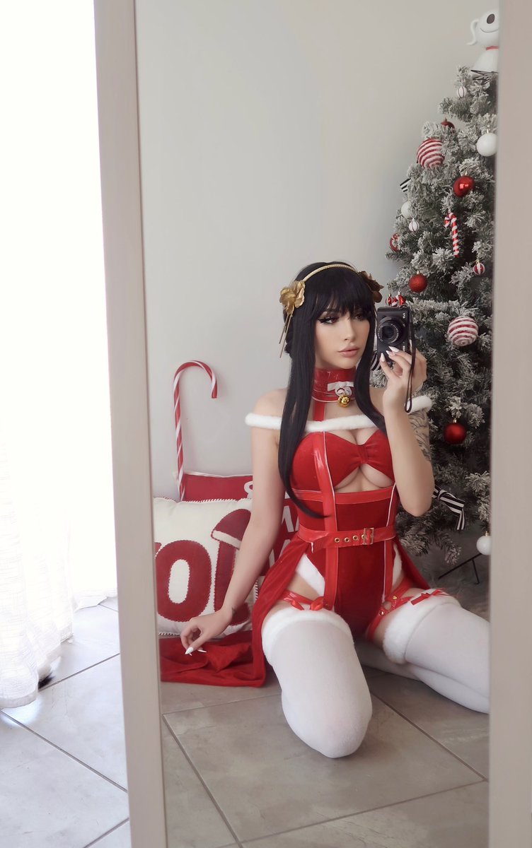 From old Christmas sets to new Christmas sets be sure you get them all on <a href="/BekeCosplay/">bekejacoba 🌸</a> onlyfans 
(20% off Xmas sale)
Onlyfans.com/bekejacoba