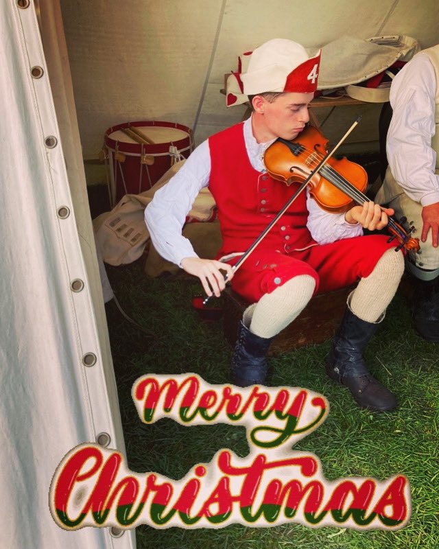 Getting into the festive spirit with some Christmas tunes…from all of the 47th, we would like to wish you a Merry Christmas 🎄🎁#redcoats #campfollowers #18thcentury #revwar #awi #reenactment #reenactor #violonist #festive #maninred #christmastunes #merrychristmas🎄