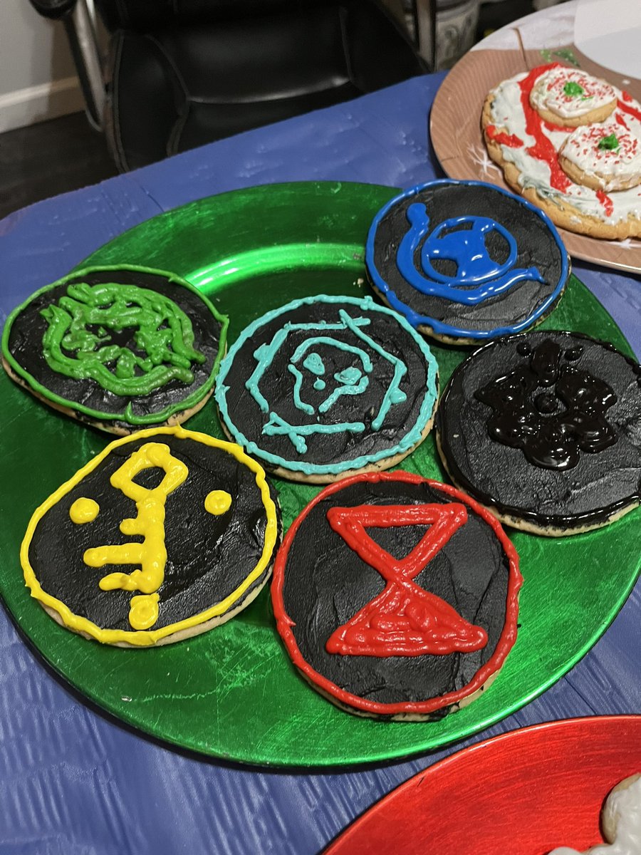 Fat fingered send before adding the picture lol #SeaOfThieves