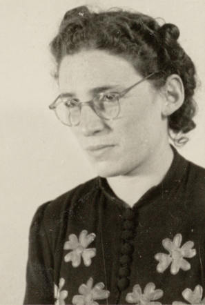 Auschwitz Memorial on Twitter: "24 December 1902 | A Dutch Jewish woman