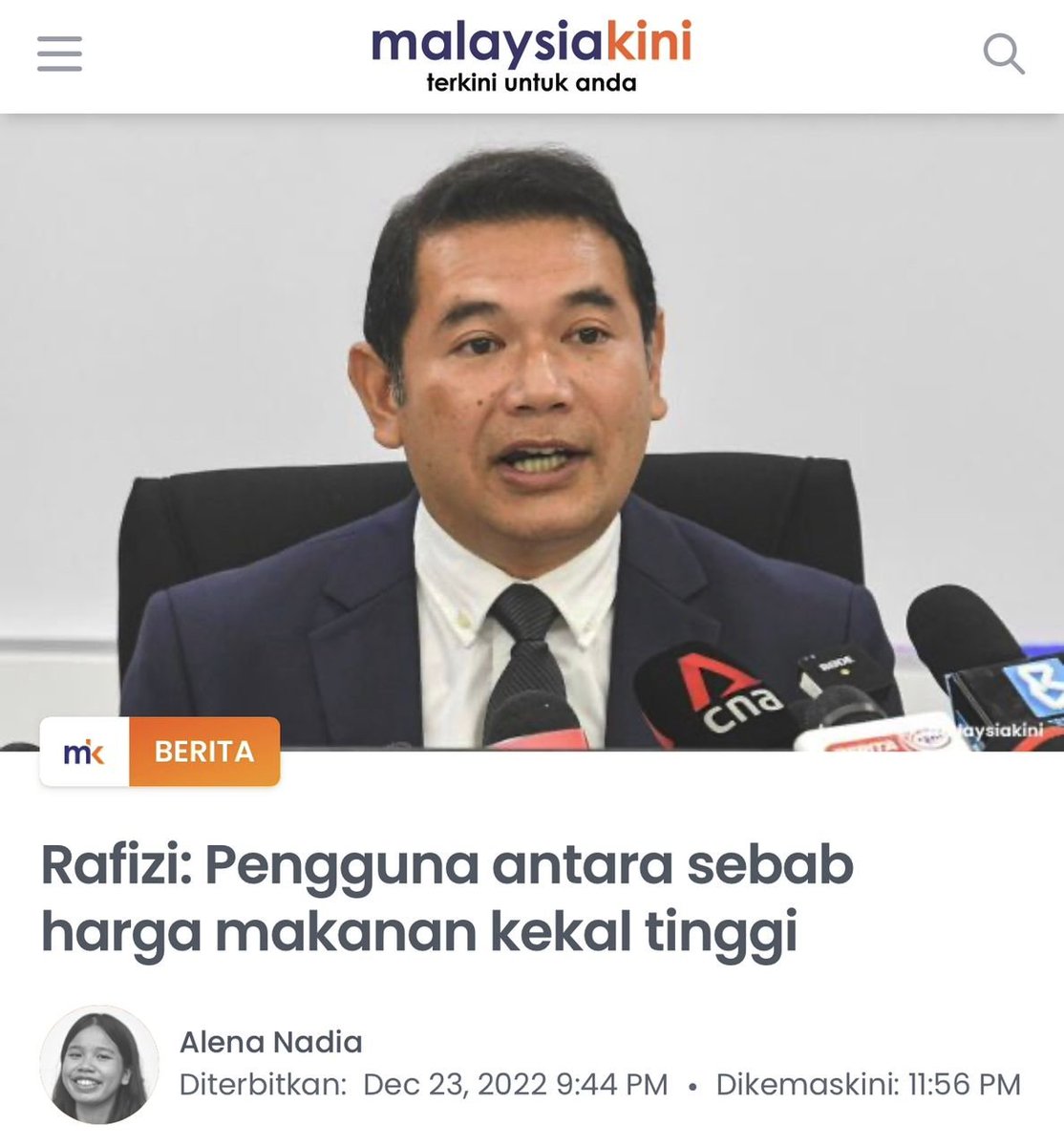 #RT <a href="/NajibRazak/">Mohd Najib Tun Razak</a>: Jika kangkung mahal, jangan makan kangkung.

Kenapa tak puji kerajaan bila harga kangkung jatuh?😆

Dulu pun, Najib nak terangkan perkara2 ini dari segi ekonomi pada Rakyat agar ramai lebih faham tapi kena troll dengan mereka bertahun…