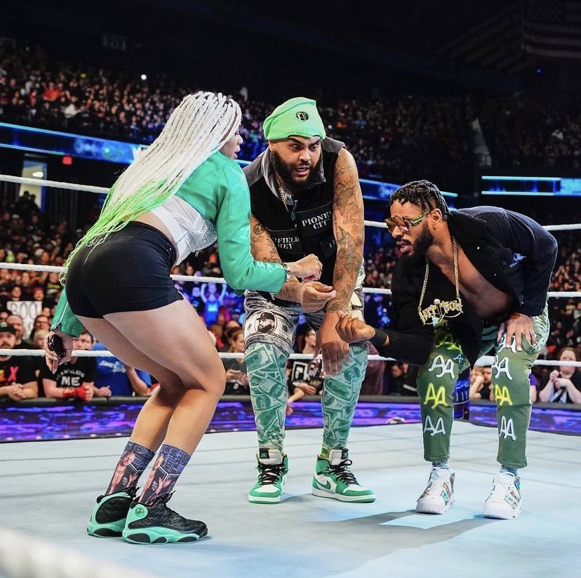 Another one in the basket. 𓈃 NOT @Carmelo_WWE. tweet media